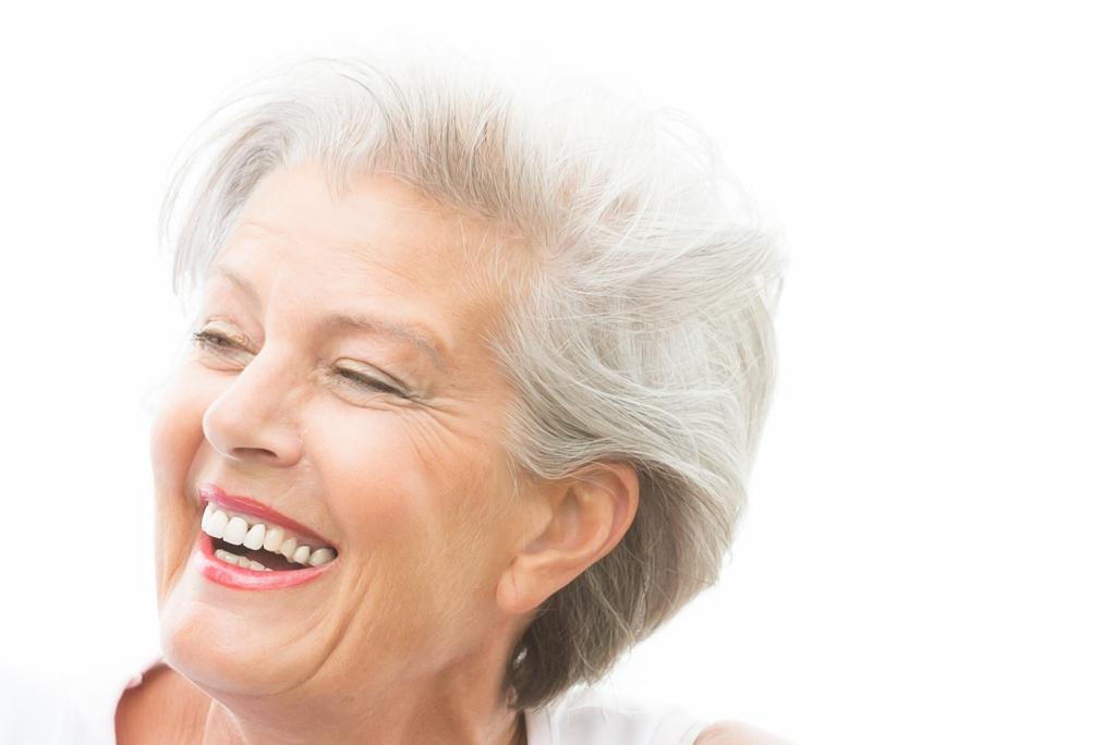 Evitar perder dientes tercera edad