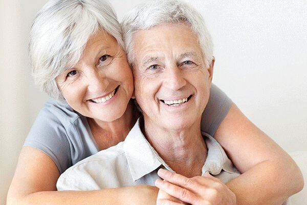 Implantes dentales mayores